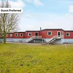 30 Person In Nordborg-by Traum